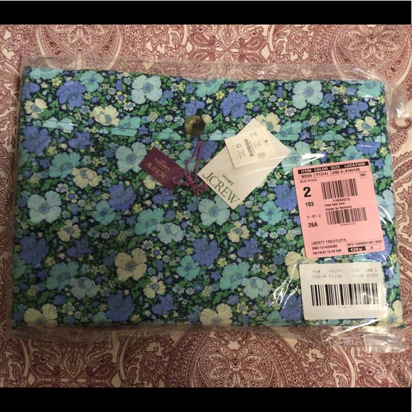 NWT J. Crew Liberty Print Tablecloth - Picture 5 of 6